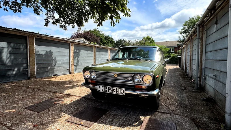 1971 Datsun 510 in Twickenham 12