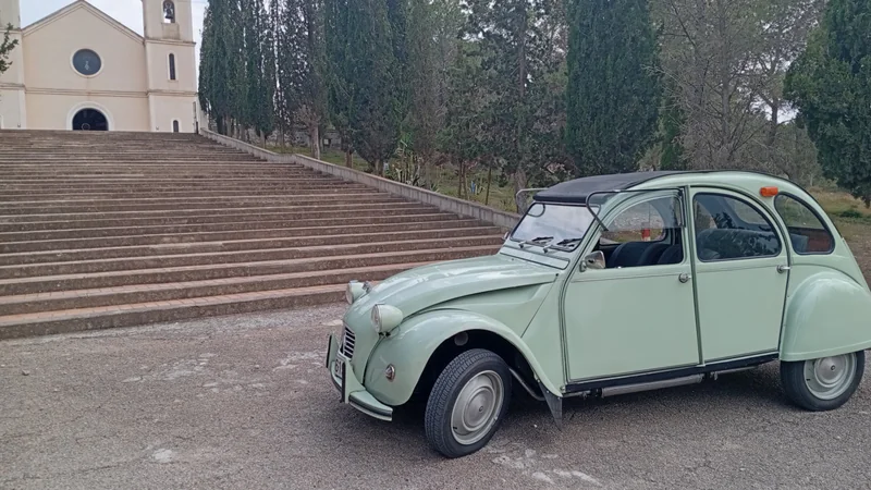 1980 Citroen 2 CV in Benijofar 3