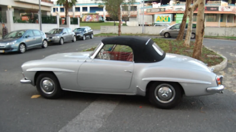 1959 Mercedes-Benz 190SL in Lisboa 4