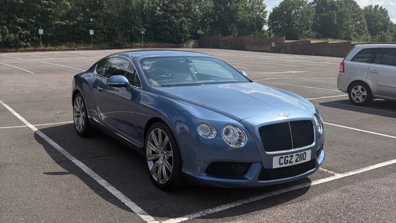2013 Bentley Continental GT in London 1
