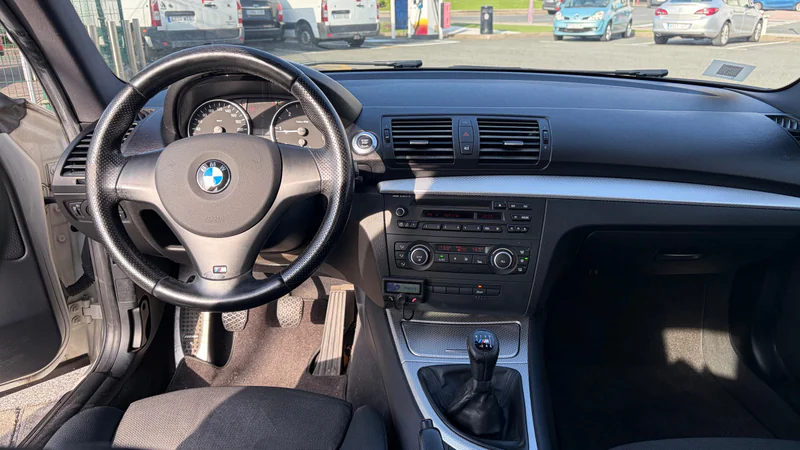 2010 BMW 1 Series in Barakaldo 4