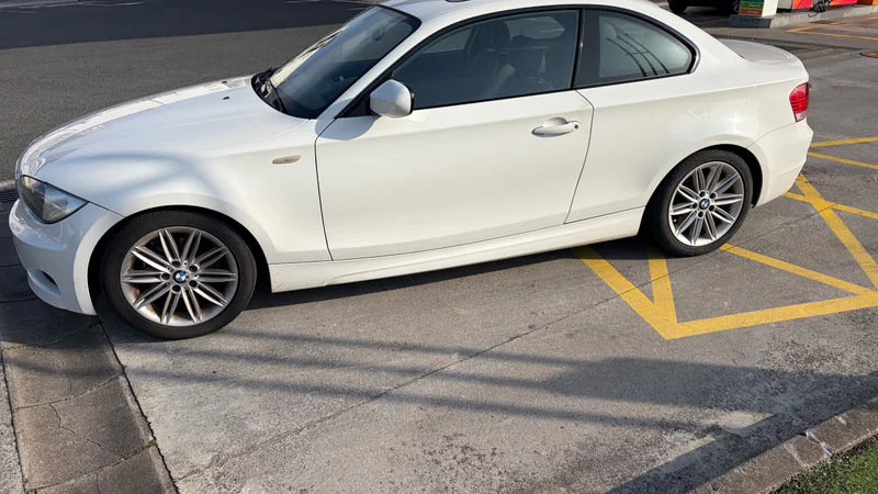 2010 BMW 1 Series in Barakaldo 2