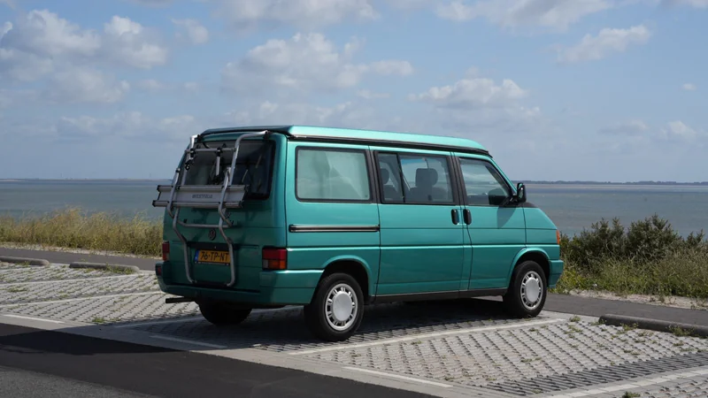 1995 Volkswagen T4 in Rotterdam 3