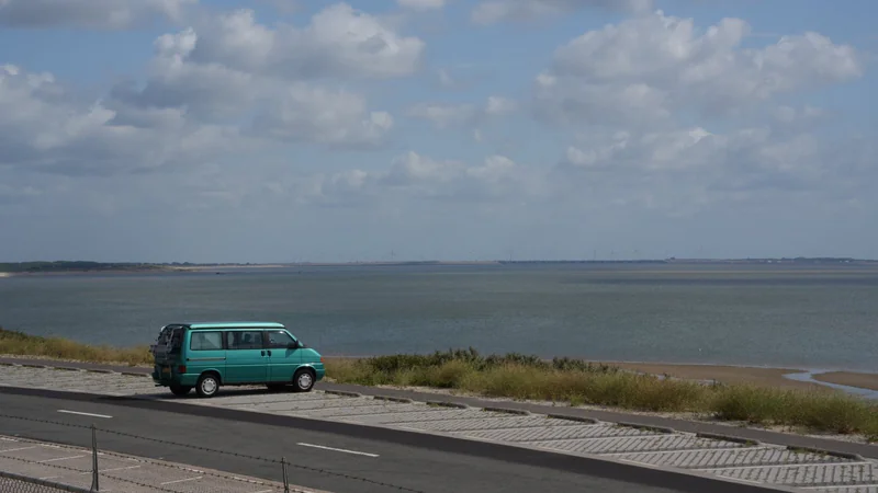 1995 Volkswagen T4 in Rotterdam 8