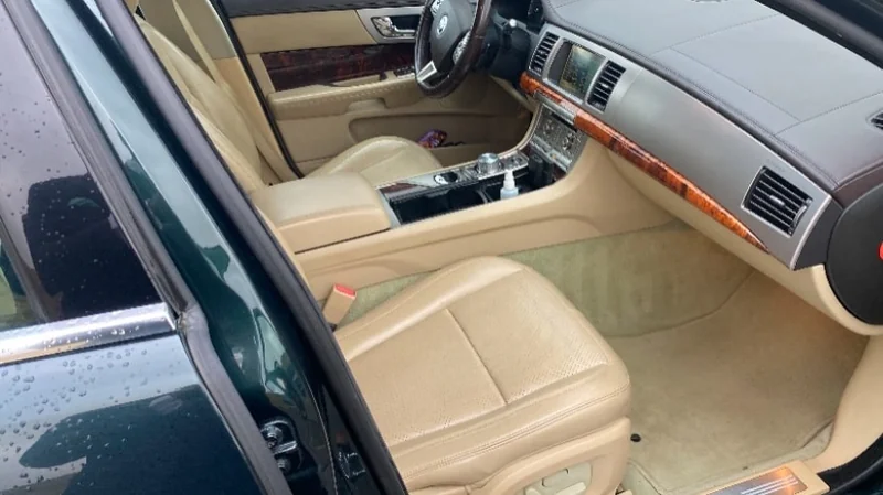 2010 Jaguar XF in Køge 8
