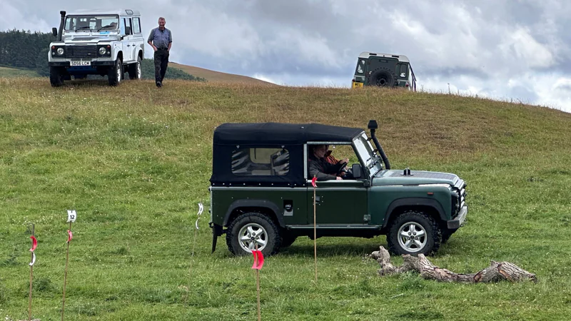 1994 Land Rover Defender in Cowdenbeath 11