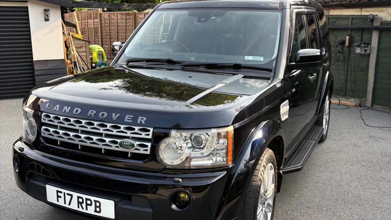 2012 Land Rover Discovery in Harlow 2