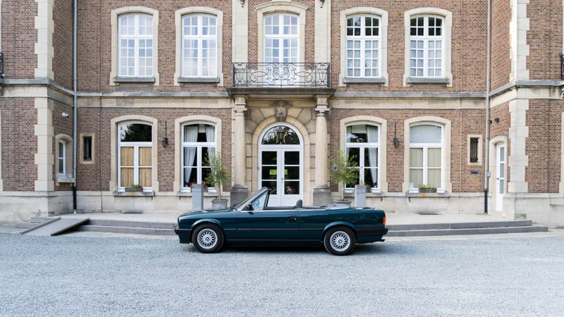 1992 BMW E30 318 in Antwerp 6