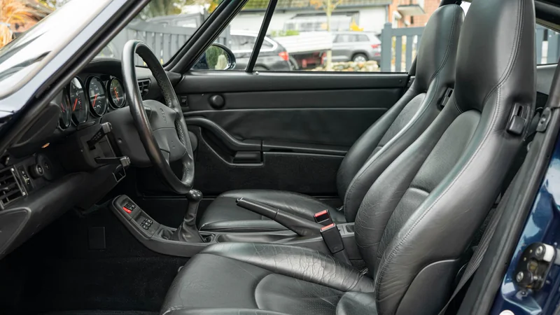 1998 Porsche 911 (993) in Munich 5