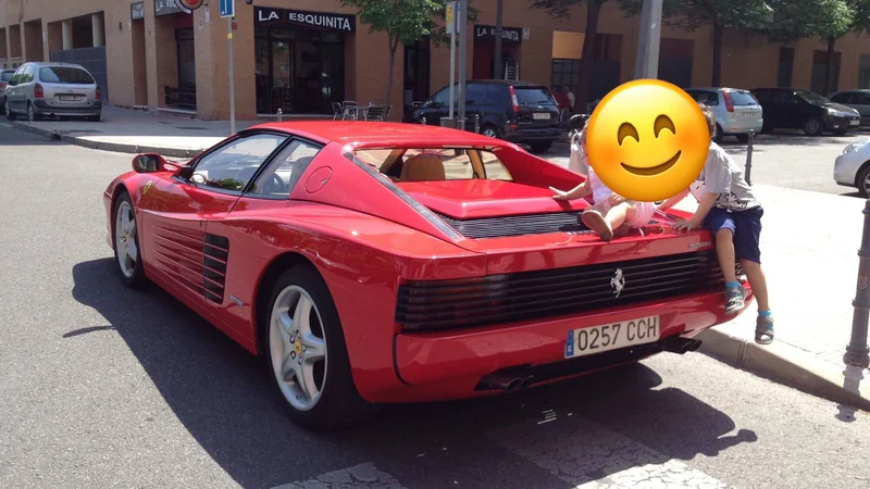 1989 Ferrari Testarossa in Madrid 4