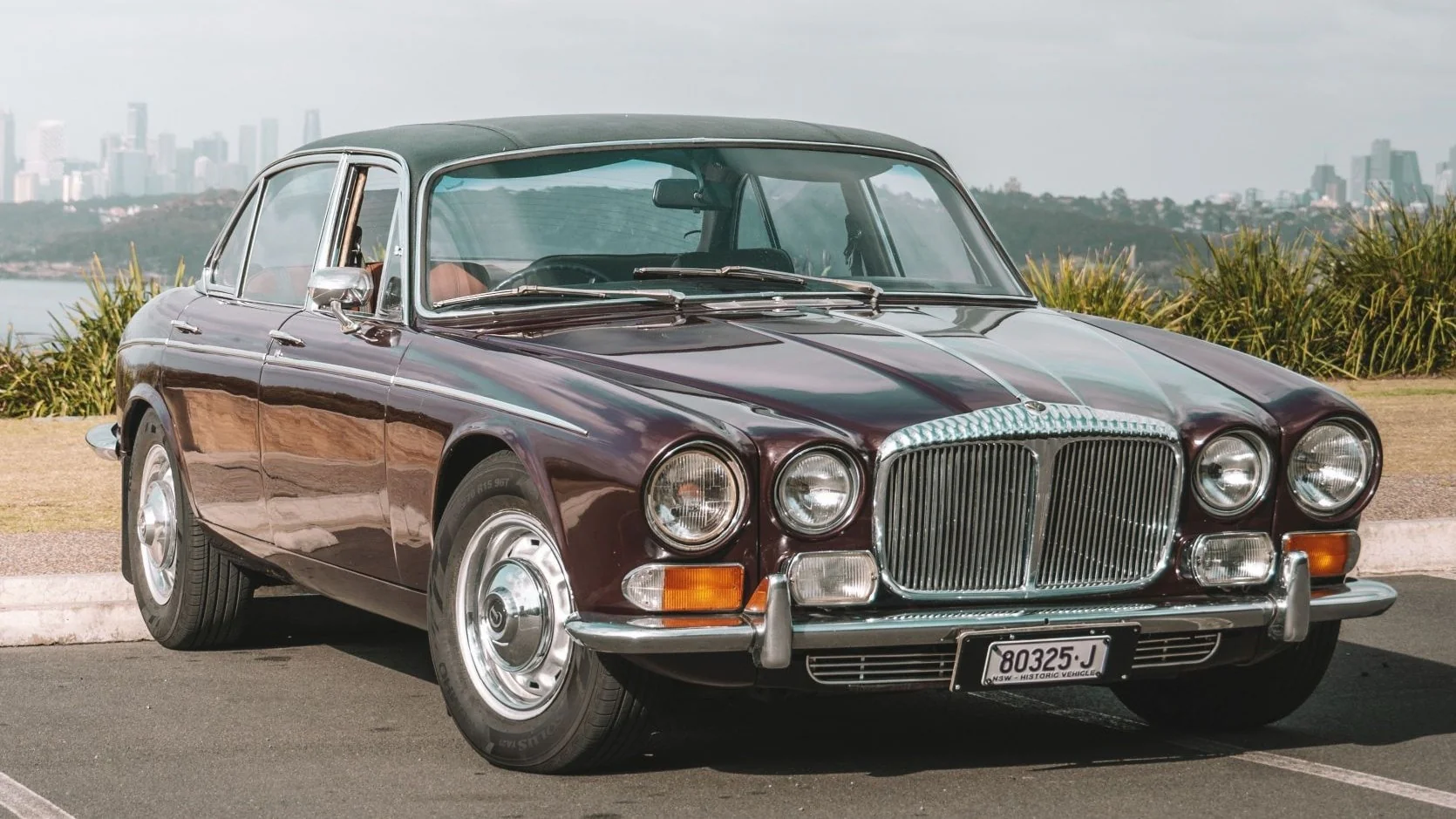 1973 Daimler Double-Six Vanden Plas