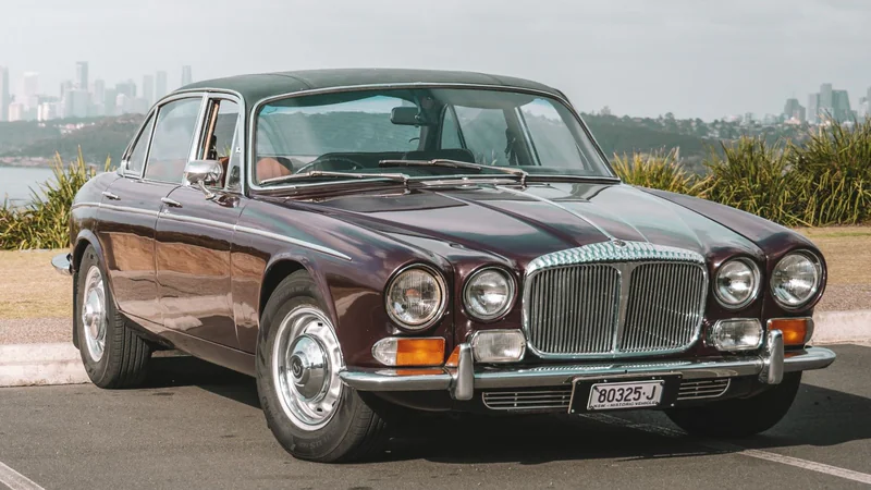 1973 Daimler Double-Six Vanden Plas in Brookvale