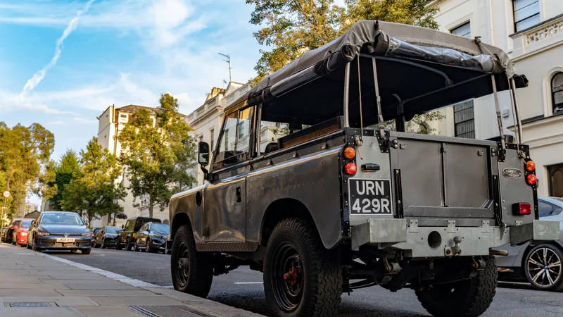 1976 Land Rover Series 3 88 in Wembley 2