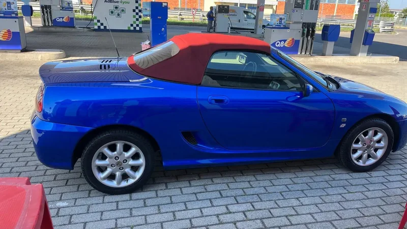 2002 MG TF in Genoa 2