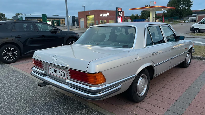 1977 Mercedes-Benz 280 SE in Ærøskøbing 12