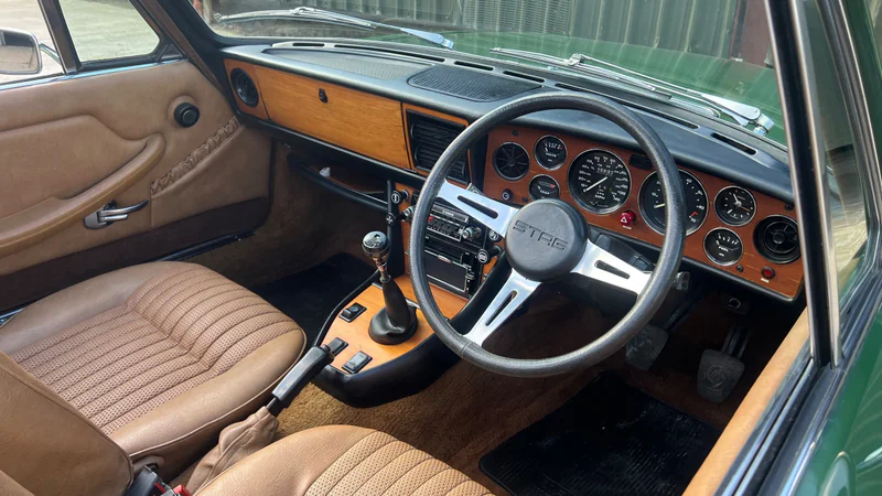 1977 Triumph Stag in London 4