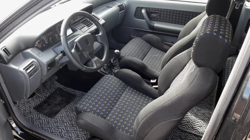 1991 Renault Clio 16v in Sant Martí de Tous 5