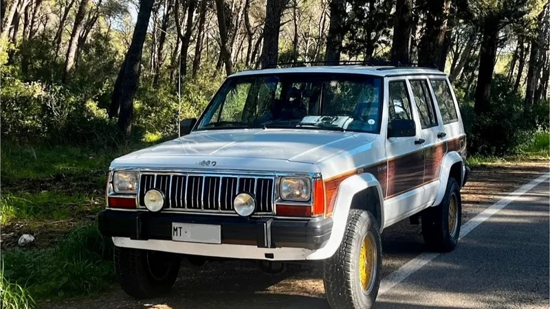 1990 Jeep Cherokee xj in Quincinetto 2