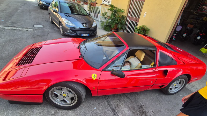 1986 Ferrari 208 Gts Turbo in Palermo 4