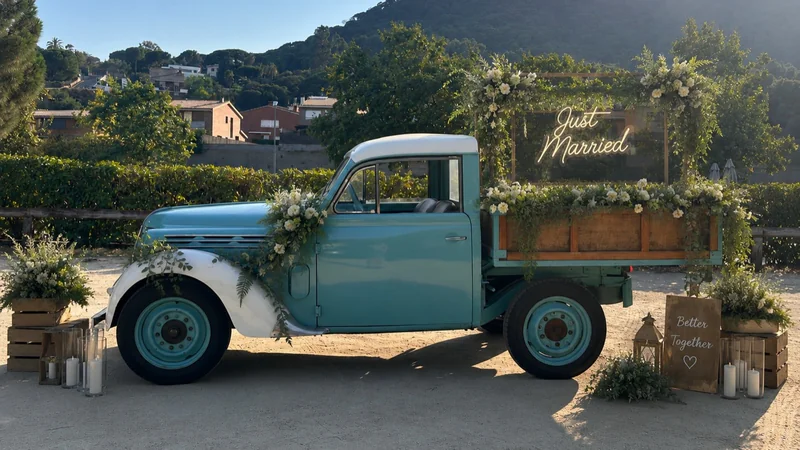 1957 Renault Juvaquatre R2101 in Vilassar de Mar 5