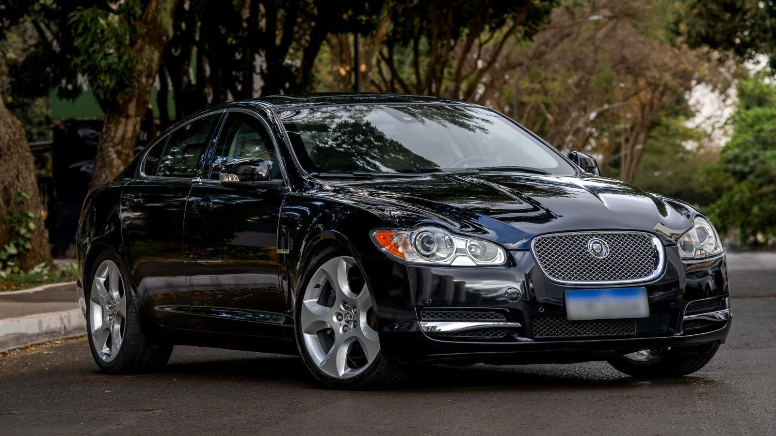 2009 Jaguar XF