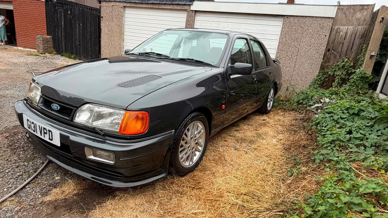 1990 Ford Sierra Sapphire Cosworth 4x4 in Solihull