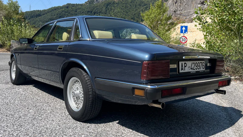 1992 Jaguar Xj6 4.0 in Carrara 3