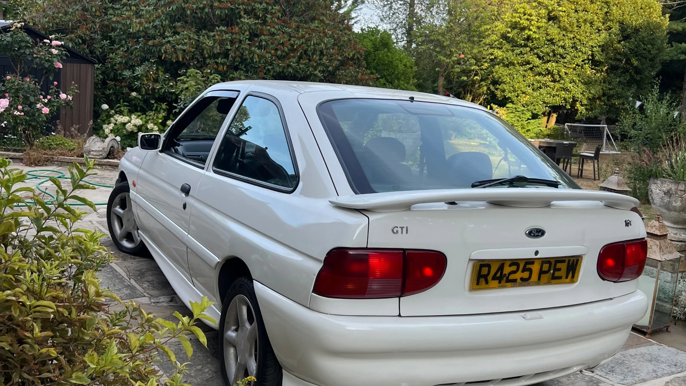 1998 Ford Escort 