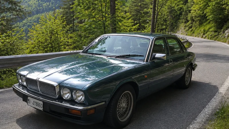 1992 Jaguar XJ 6 in Cinisello Balsamo