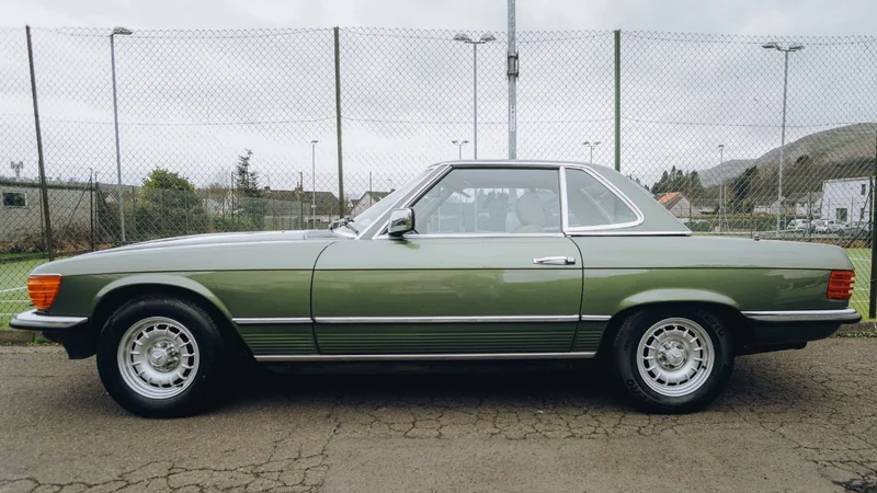 1982 Mercedes-Benz 280 Sl in London 9