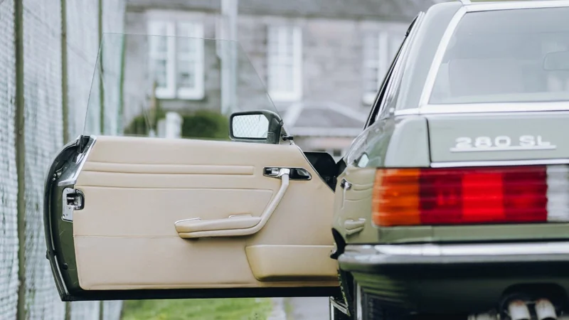 1982 Mercedes-Benz 280 Sl in London 10