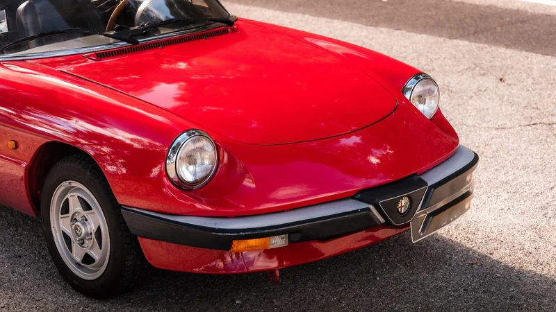1976 Alfa Romeo Spider 2000 in Nice 10
