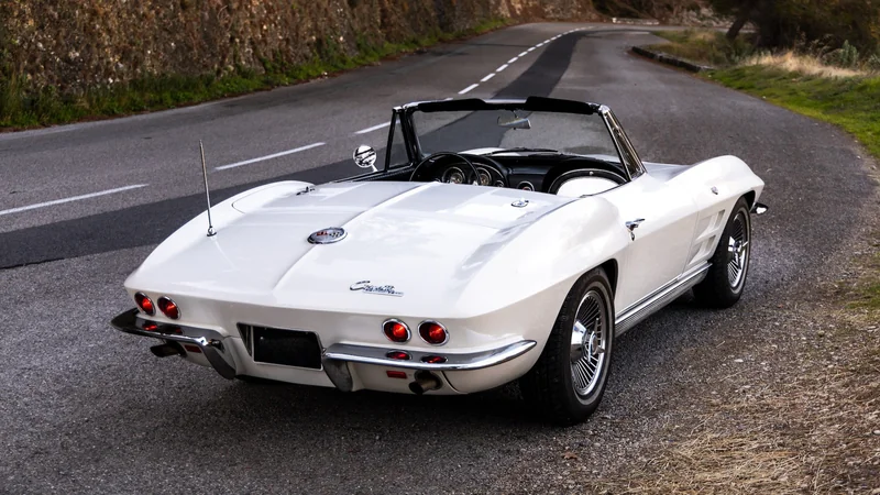1963 Chevrolet Corvette C2 in Nice 3