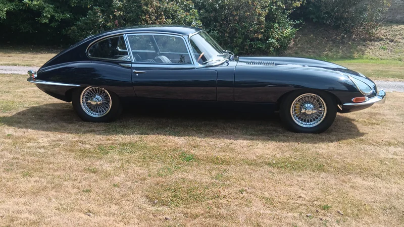 1966 Jaguar E Type 2+2 in Wrexham 2