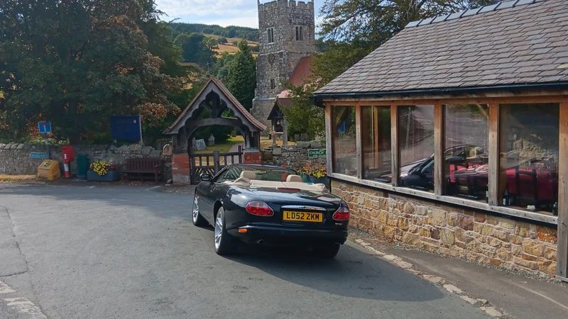 2003 Jaguar XK8 4.2L Convertible in Wrexham 2