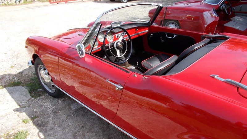 1962 Alfa Romeo Giulietta Spider in Pezze di greco 6