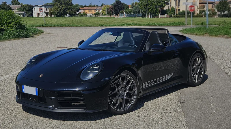 2024 Porsche 911 in Sermide e Felonica