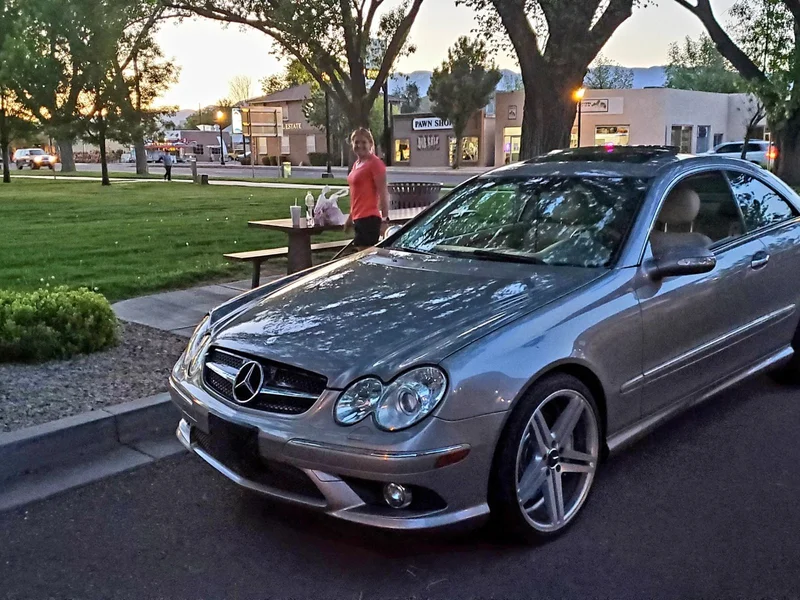 2008 Mercedes-Benz Clk550 Base 2