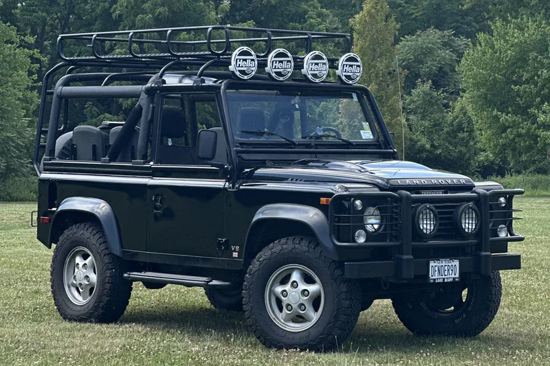 1997 Land Rover Defender 90 Base 7