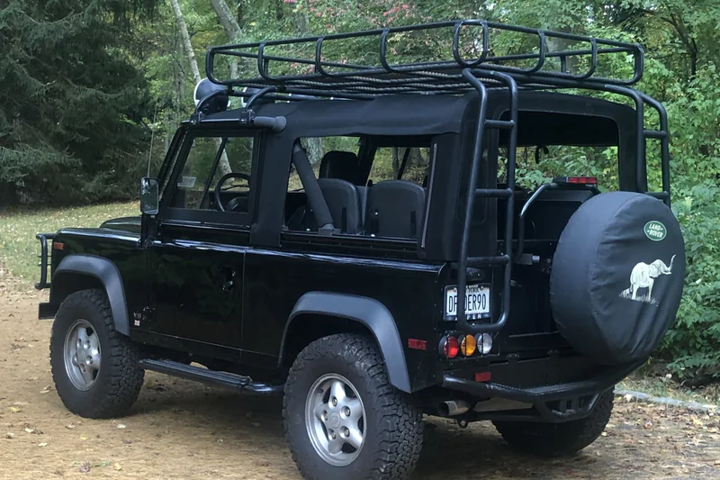 1997 Land Rover Defender 90 Base 8