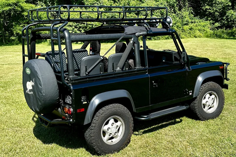 1997 Land Rover Defender 90 Base 2