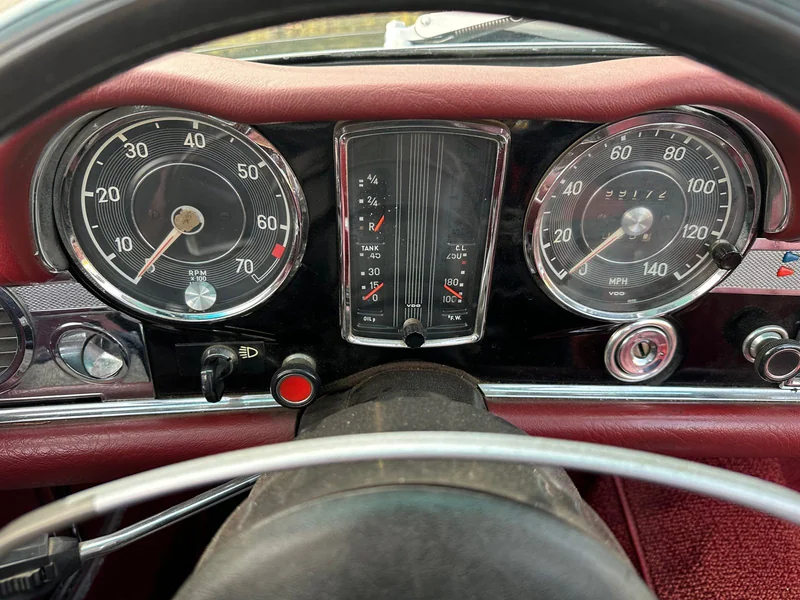 1968 Mercedes-Benz 280SL