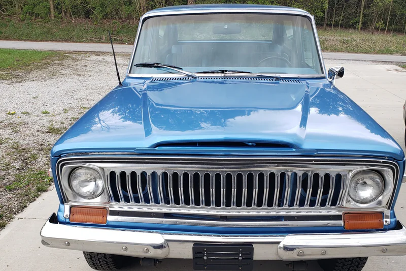 1977 Jeep Cherokee Base 3