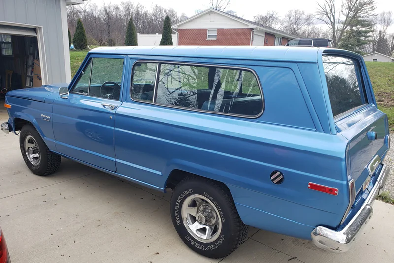 1977 Jeep Cherokee Base 13