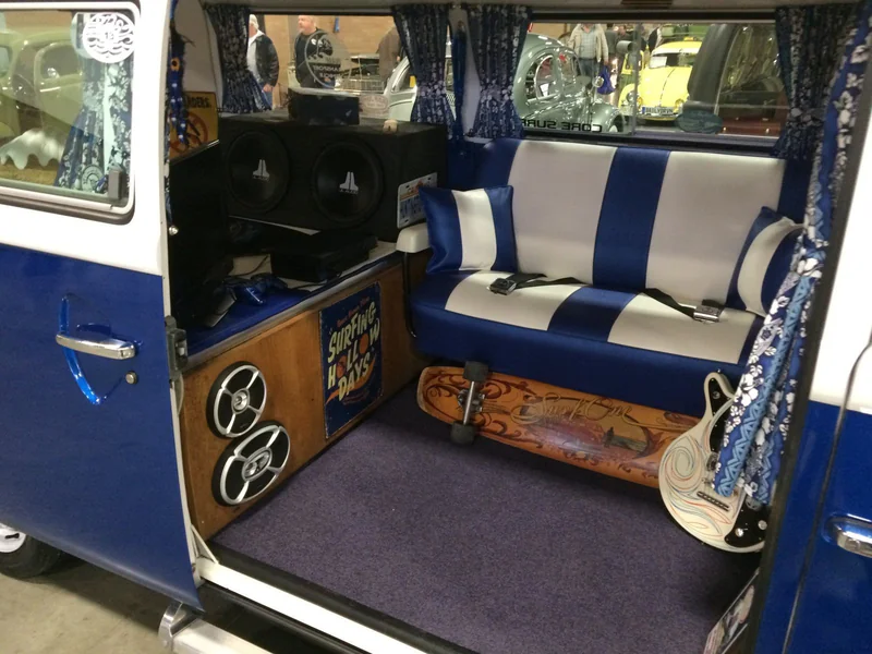 1974 Volkswagen Bus Surfer style Hawaiian style 6