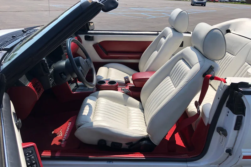 1987 Ford Mustang 5.0 GT 4