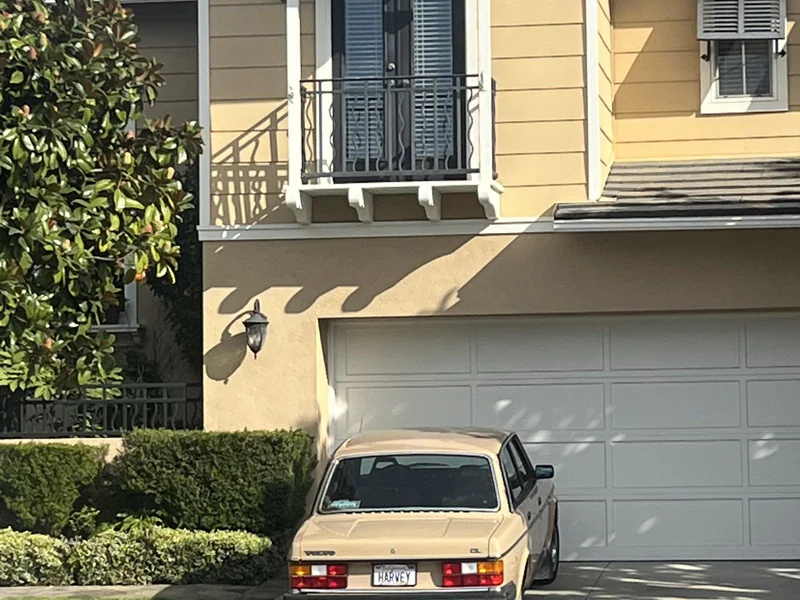 1985 Volvo 240 in Marina Del Rey 9