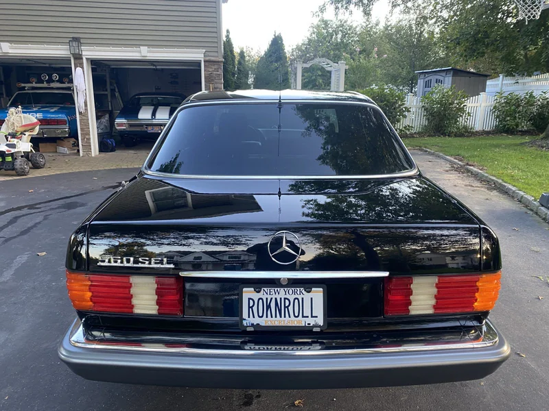 1991 Mercedes-Benz 560SEL