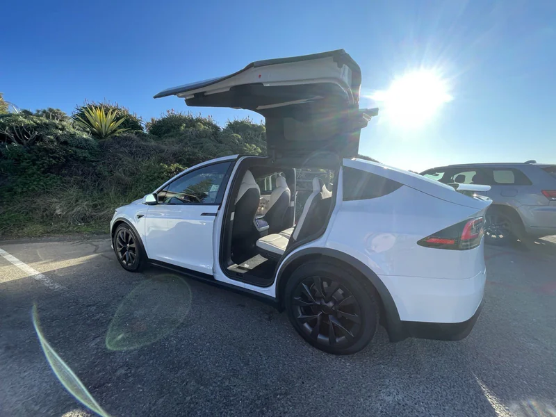 2023 Tesla Model X in Glendale 5