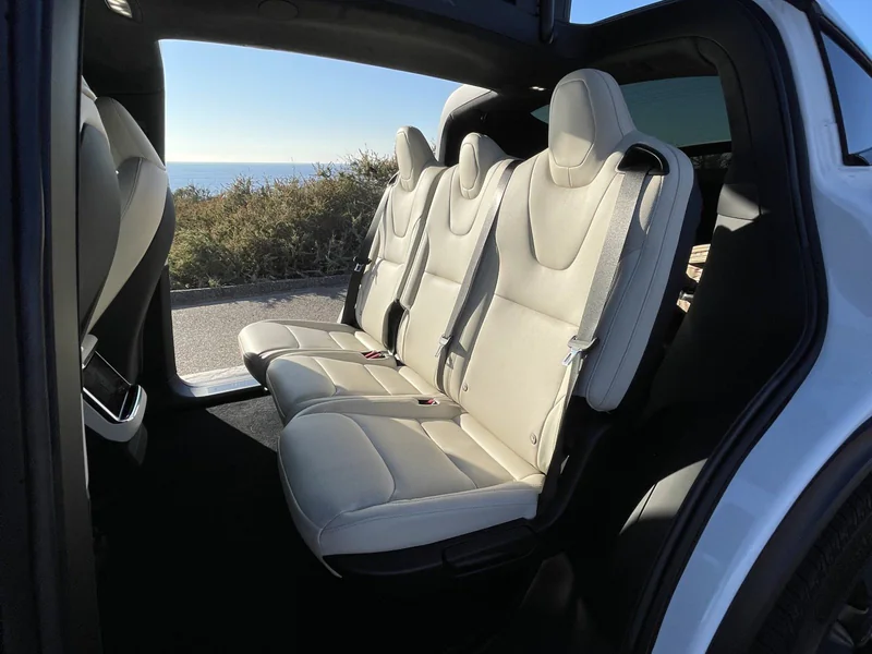 2023 Tesla Model X in Glendale 6